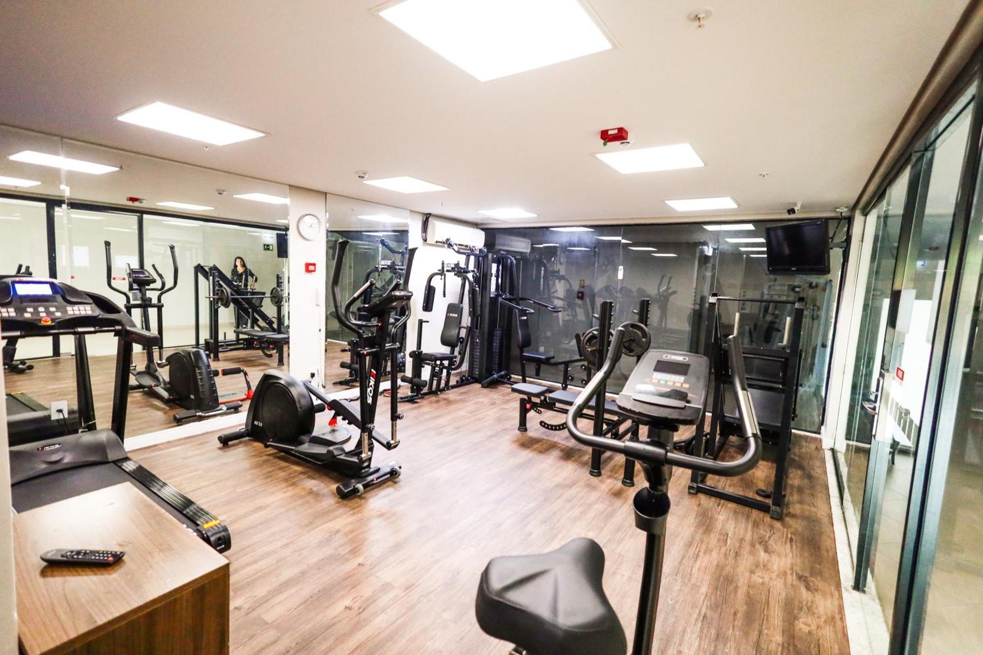 Hotel Inter Cuiaba Exterior photo The gym at the London Business School