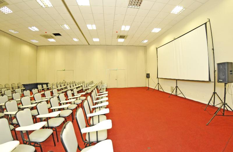 Hotel Inter Cuiaba Exterior photo A typical classroom at the university